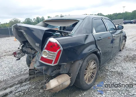 2010 Chrysler 300 Touring/Signature Series/Executive Series из США, поврежденный, VIN 2C3CA5CV4AH270638